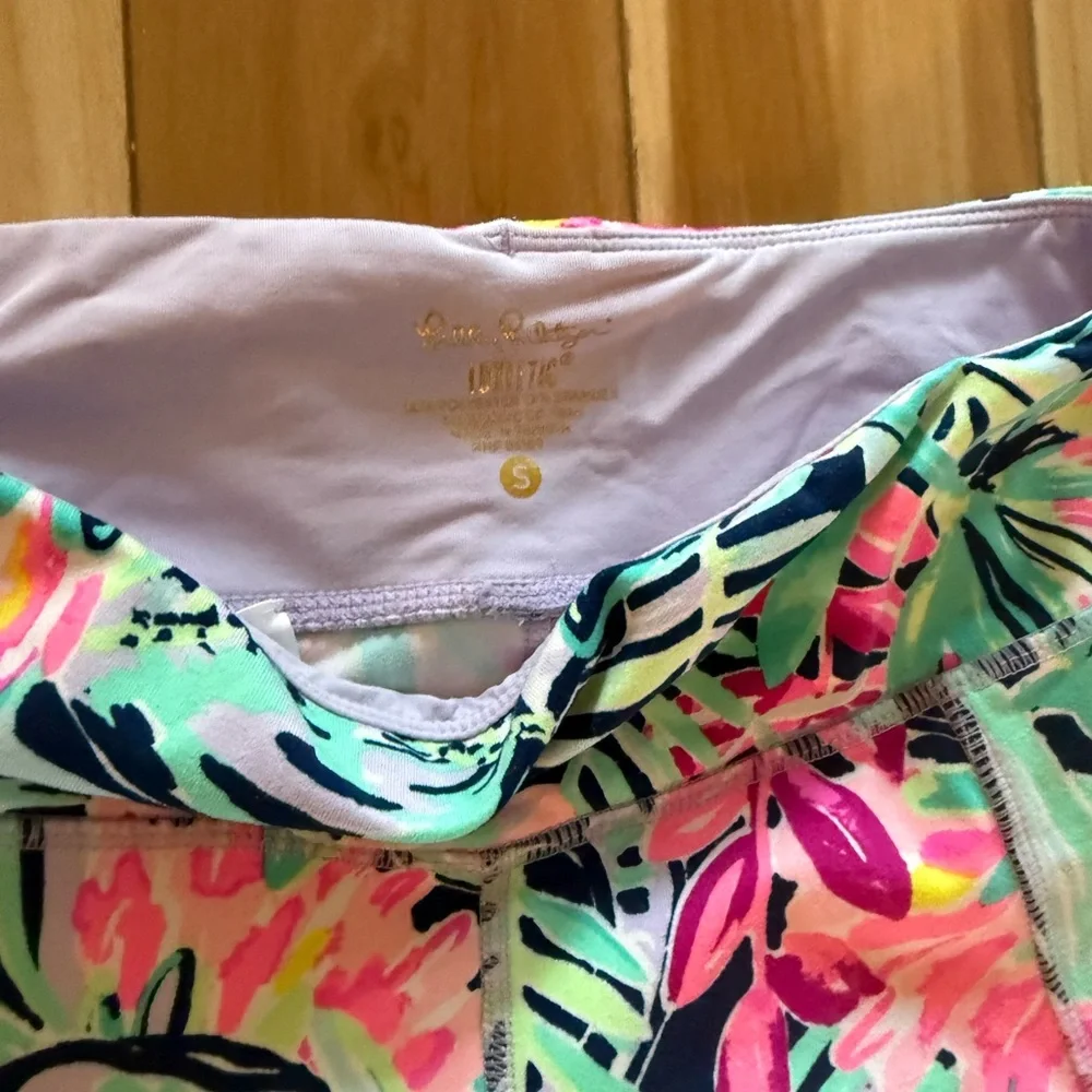 Lilly Pulitzer Colorful Patterned Leggings Set - Picture 8 of 12
